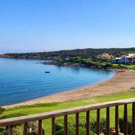 Rea Beachfront - Giardino & Privata - By Coral