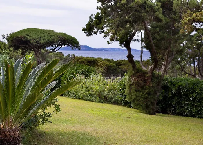 Rea Beachfront - Giardino & Privata *