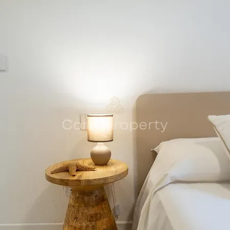 Rea Beachfront - Giardino & Privata - By Coral *